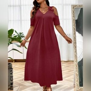 NWOT SHEIN Curve Burgundy Maxi Dress with Short Sleeves and Cold Shoulde…